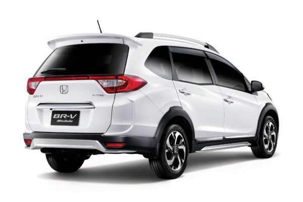 Best 7-Seater Cars Pakistan 2026